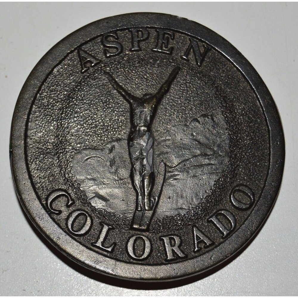 Vintage 1973 ASPEN Colorado James Lind Skiing SKI Jump Solid Belt Buckle RARE